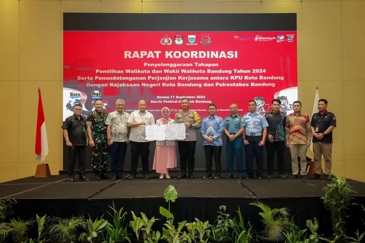 Rakor Tahapan Pilwalkot 2024, Forkopimda Berkomitmen Kawal Pesta Demokrasi Kondusif (Diskominfo Kota Bandung)