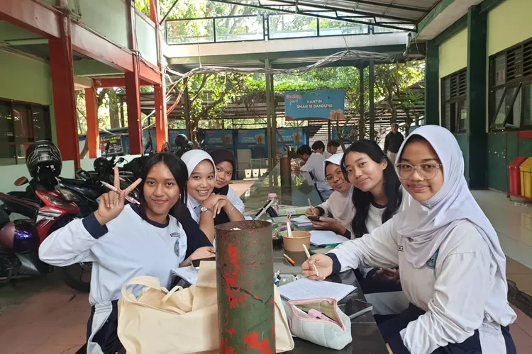 Suasana Belajar di Luar Kelas Menyenangkan Bagi Siswa (GoraJuara.com/dok AKSI)