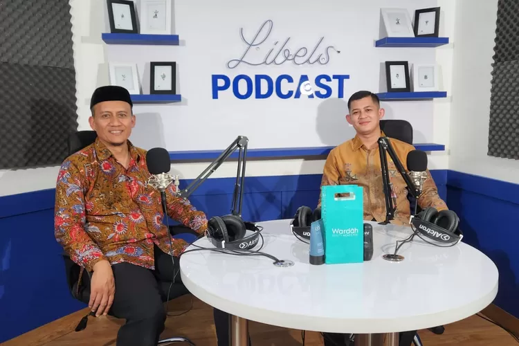 Diskusi Dengan Dr. Sumardiansyah Pengurus PGRI Pusat (GoraJuara.com/dok AKSI)