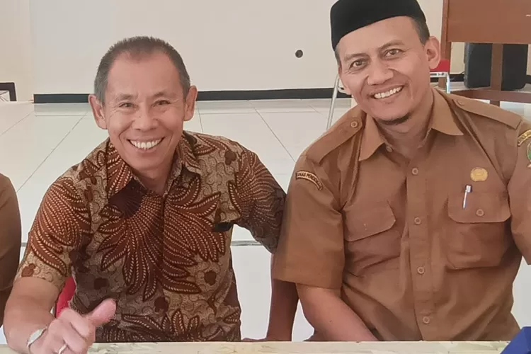 Dr. Kardjono, M.Sc. Bersama Dr. Toto Suharya, S.Pd., M.Pd. (GoraJuara.com/dok AKSI)