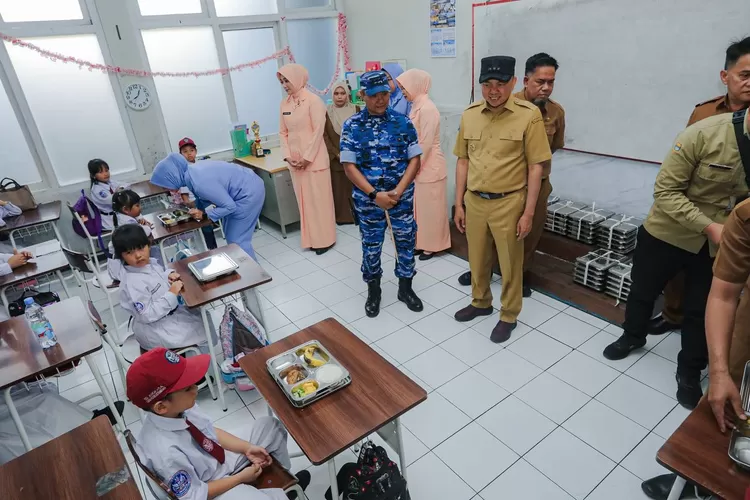 Kota Bandung Luncurkan Program Distribusi Makan Siang Sehat Bergizi&nbsp; (Diskominfo Kota Bandung)