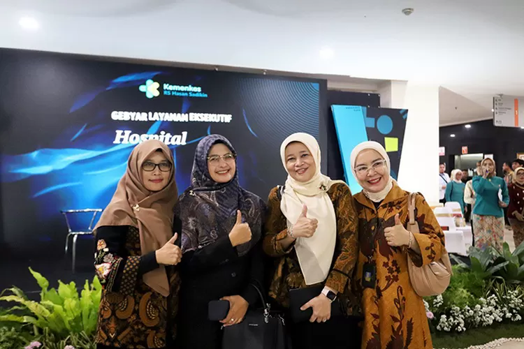 Anggota Komisi IV DPRD Kota Bandung, drg Susi Sulastri, menghadiri acara Gebyar Layanan Eksekutif di Gedung Anggrek RSUP Dr Hasan Sadikin Bandung pada hari Sabtu, 11 Januari 2025 (Foto: Gorajuara/ dok: Humpro DPRD Kota Bandung)