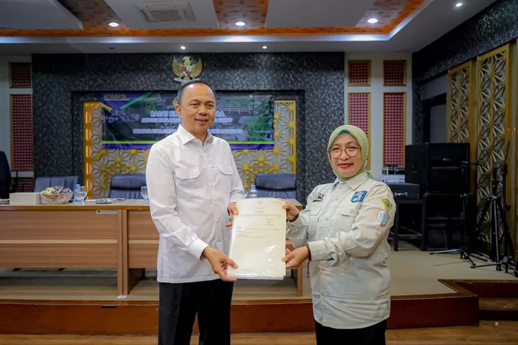 Pemkot dan Kantor Pertanahan Inisiasi Bandung Sebagai Kota Wakaf (Diskominfo Kota Bandung)