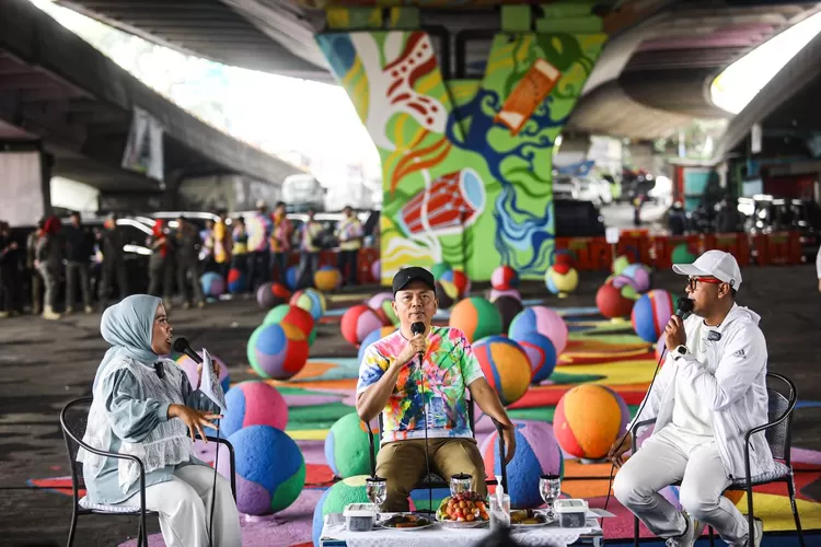 Kolong Jembatan Pasupati, The Journey Of Happiness Konsep Mencintai Kehidupan&nbsp; (Diskominfo Kota Bandung)