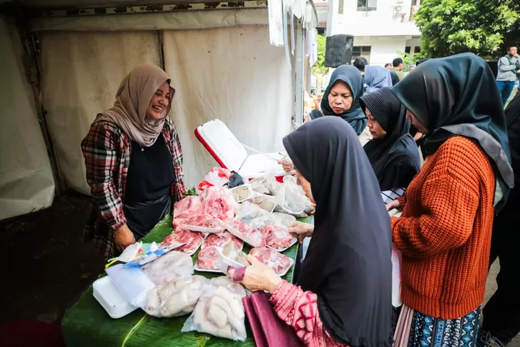Bazar Murah di 30 Kecamatan, Harga Sembako Diskon Hingga 26 Persen (Diskominfo Kota Bandung)