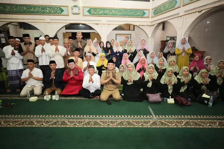 Tinggal Menghitung Hari, Erwin Ajak Umat Muslim Bersiap Sambut Ramadan (Diskominfo Kota Bandung)