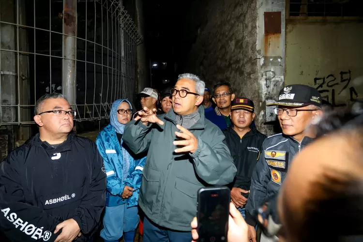Gerak Cepat, Wali Kota Bandung Tinjau Lokasi Banjir dan Siapkan Penanganan (Diskominfo Kota Bandung)
