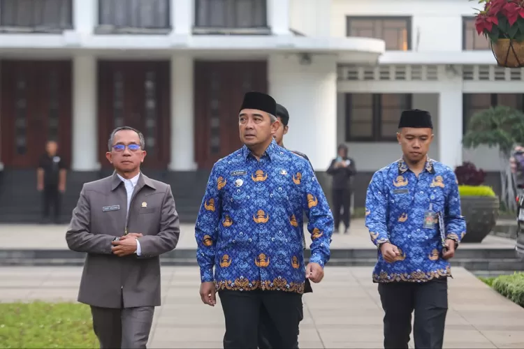 Pemkot Bandung Segera Tertibkan Bangunan di Sepadan Sungai (Diskominfo Kota Bandung)