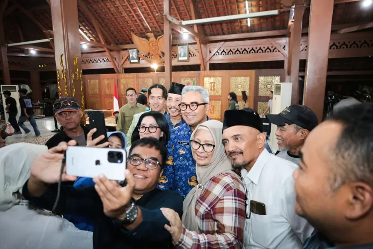 Buka Puasa Bareng Insan Musisi Bandung, Farhan: Kami Membuka Diri untuk Kolaborasi (Diskominfo Kota Bandung)