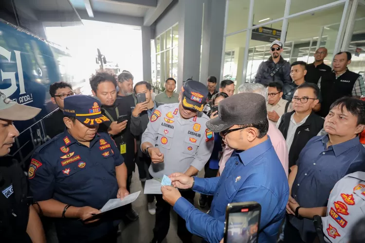 Pulang Kampung Aman dan Nyaman, Bima Arya Apresiasi Kesiapan Mudik Pemkot Bandung (Diskominfo Kota Bandung)