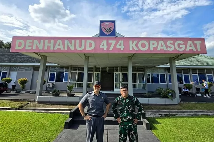 Pimpinan DPRD Kota Bandung, Edwin Senjaya melaksanakan apel pembukaan latihan bela diri MMA bersama Komandan Denhanud 474 Kopasgat (Dok: Jaja/Humpro DPRD Kota Bandung)