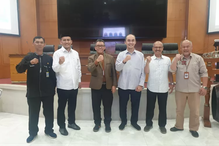 Diksusi Publik Pendidikan Sejarah UPI Bandung (GoraJuara.com/dok AKSI)