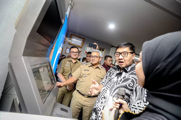 Apresiasi Transformasi Pelayanan Publik Kota Bandung, Menteri PKP: Mindset dan Aksi Sudah Bergerak Cepat (Diskominfo Kota Bandung)