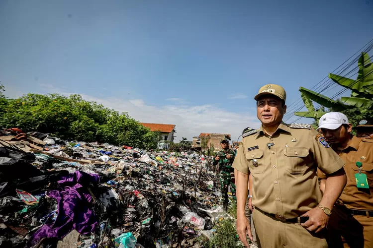 Antisipasi Tumpukan Sampah Liar, Lurah dan Camat Wajib Pantau Wilayahnya (Diskominfo Kota Bandung)