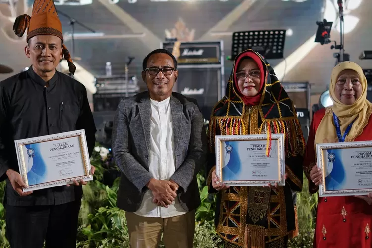 Anugerah Penghargaan Pendidikan (GoraJuara.com/dok AKSI)