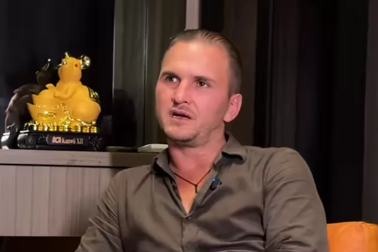 Mr Terimakasih ungkap ada pihak yang diduga ingin menjebloskan dirinya ke penjara (Foto: Gorajuara/ Tangkap layar TikTok @mr.terima_kasih)