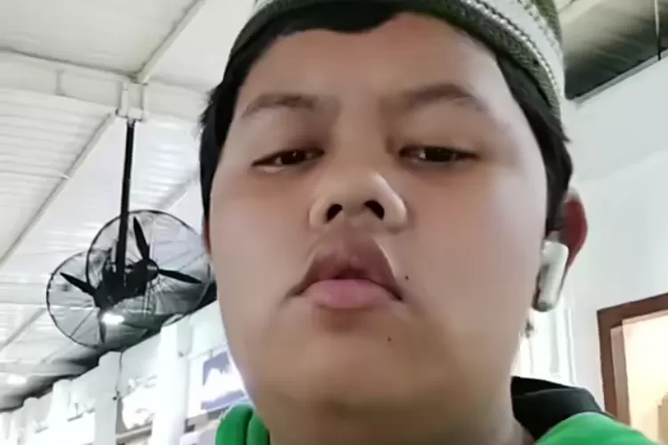 Muhammad Badru jadi sorotan setelah dirinya jadi objek ledekan Hari Otong (Foto: Gorajuara/ Tangkap layar TikTok @badrukepitingreal16)