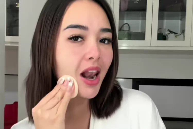 Amanda Manopo tidak lagi dilibatkan sutradara Doddy Djanas dalam sinetron baru yang digarapnya (Foto: Gorajuara/ Tangkap layar TikTok @agml612)