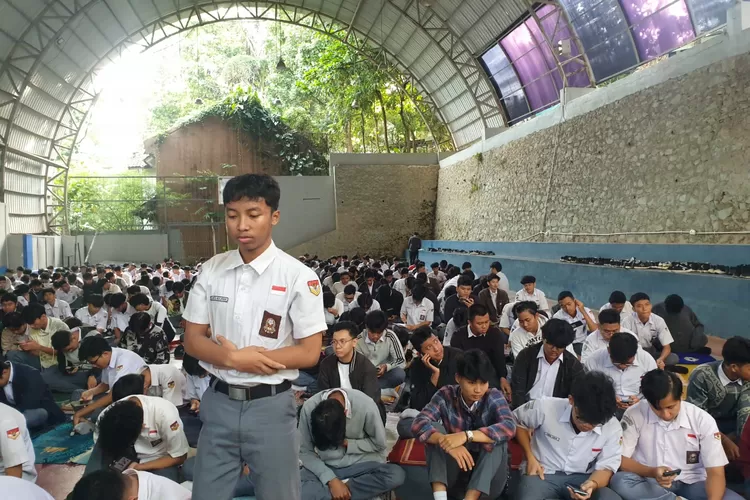 Perbedaan 12 Rakaat di Banding dengan Yang Lain. (GoraJuara.com/dok AKSI)