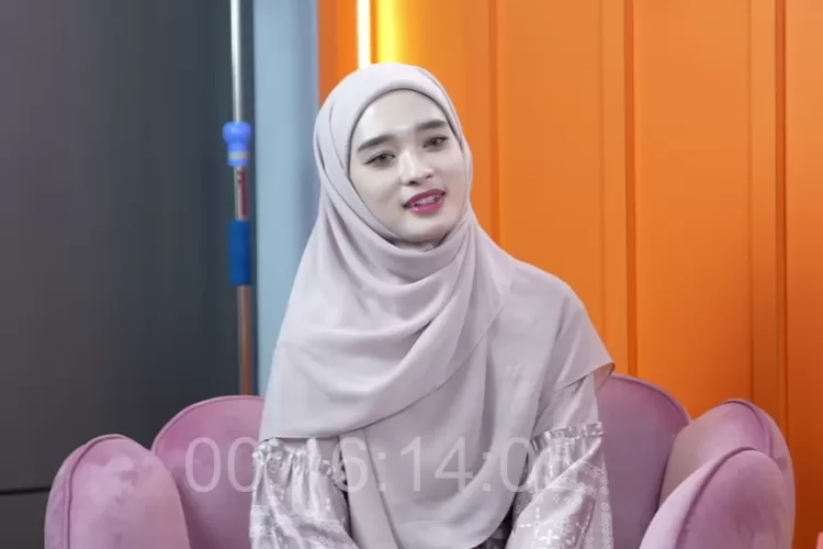 Inara Rusli ramai dikabarkan menjalin hubungan dengan pengusaha bernama Insanul Fahmi (Foto: Gorajuara/ Tangkap layar YouTube dr. Richard Lee, MARS)