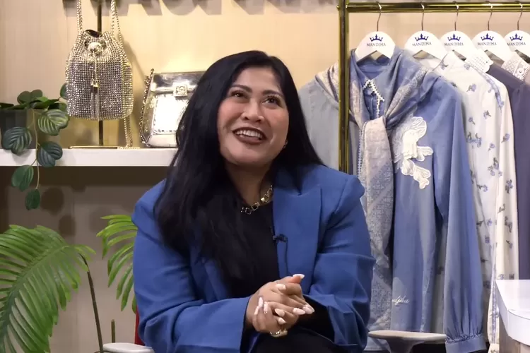 Boiyen cerita soal hubungannya dengan Rully Anggi Akbar alias Ezel (Foto: Gorajuara/ Tangkap layar YouTube Comic 8 Revolution)