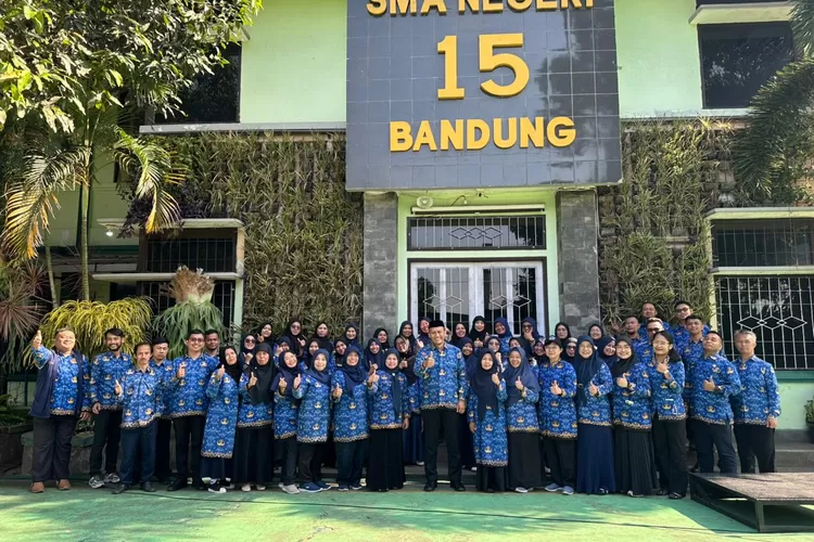 SMAN 15 Bandnung Peringati Hari Korpri (GoraJuara.com/dok AKSI)