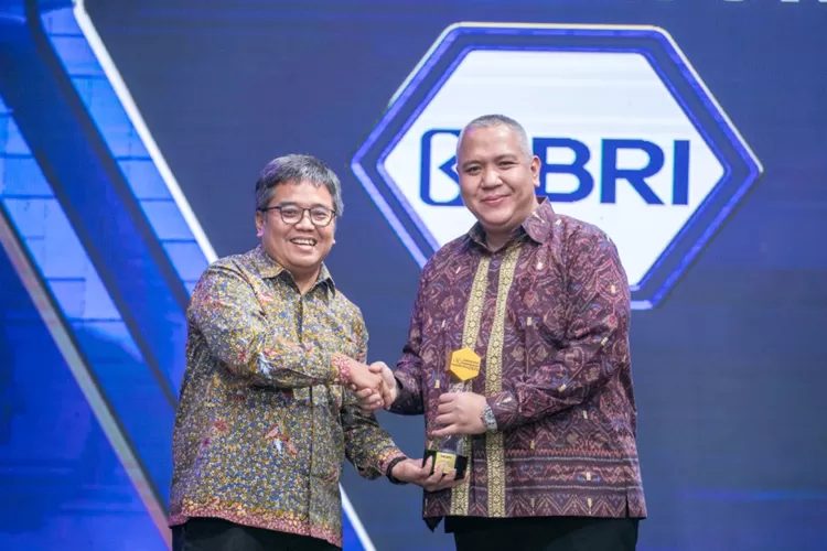 BRI terima penghargaan pada ajang Anugerah Penggerak Nusantara yang digelar pada 20 November 2025 (Foto: Gorajuara/ dok: BRI)