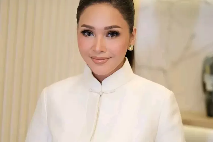 Maia Estianty umumkan dirinya akan pergi umrah (Foto: Gorajuara/ Tangkap layar TikTok @maiaestianty)