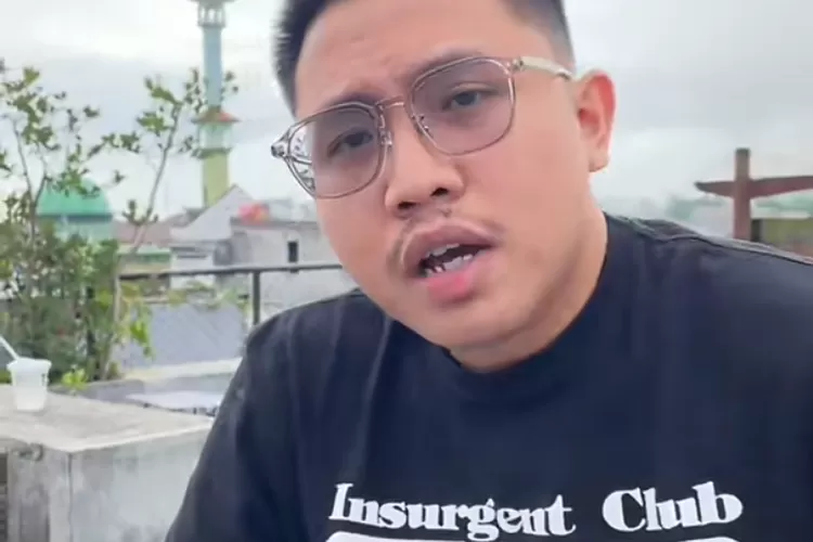 Resbob diringkus polisi terkait ujaran kebencian terhadap suku Sunda (Foto: Gorajuara/ Tangkap layar TikTok @resbobbb)