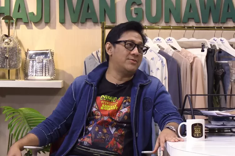 Andre Taulany menjadi duda usai bercerai dari Rien Wartia Trigina (Foto: Gorajuara/ Tangkap layar YouTube Comic 8 Revolution)