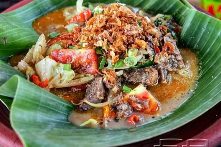 Makan Malam Pakai Tongseng Iga Sapi Kayaknya Enak Mak Kuahnya Segar