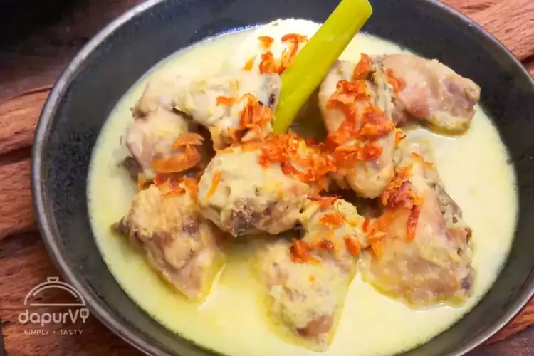 Resep Opor Ayam Spesial Lebaran Ini Bikin Mertua Klepek Klepek Mak