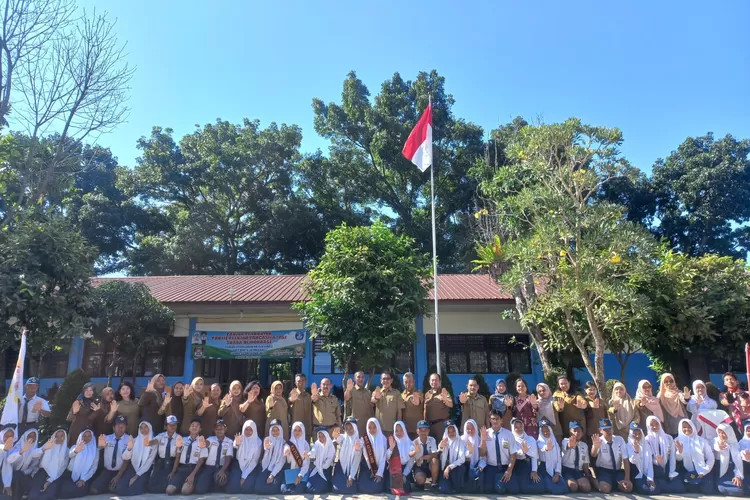Pelantikan pengurus Organisasi Siwa Intra Sekolah (OSIS) SMP Negeri 28 Medan Tahun 2023/2024 berjalan sukses  (Realitasonline.id/dok)