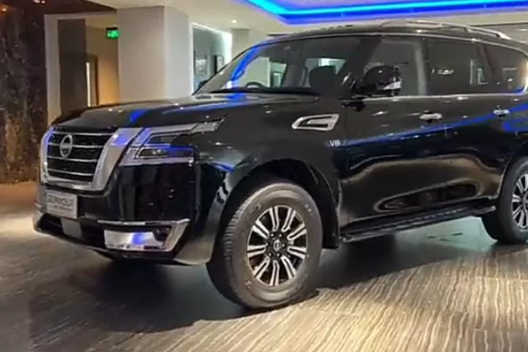 Tipe Nissan Patrol warna hitam.   (Sumber: Tangkapan Layar YouTube AutonetMagz.)