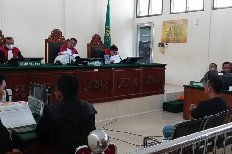 Sidang lanjutan kasus perkara Tindak Pidana Perdagangan Orang (TPPO) warga binaan di kerangkeng pembinaan ilegal yang dipekerjakan tanpa mendapat bayaran  (Realitasonline.id/MA)