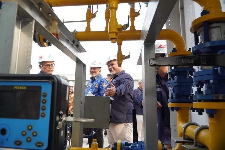 Direktur Jenderal Minyak Dan Gas Bumi (Dirjen Migas) Tutuka Ariadji siang ini menyaksikan pengaliran gas bumi (gas-in) pipa transmisi gas bumi ruas Cirebon-Semarang tahap I (Cisem-1) ke kawasan industri di Kendal. (Realitasonline.id/dok)