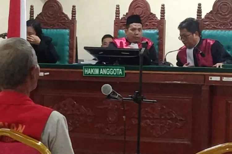 Murachman ketika bersidang di PN Lubuk Pakam (Realitasonline.id/zul)