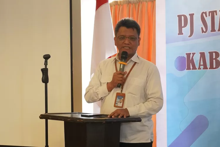 Kepala BPS Sumut, Nurul Hasanudin, saat pembukaan Bimtek PJ Statistik Sosial BPS Kabupaten/Kota se-Sumut, di Emerald Garden Hotel, Medan, Selasa (21/11/2023). (Realitasonline.id/hz)