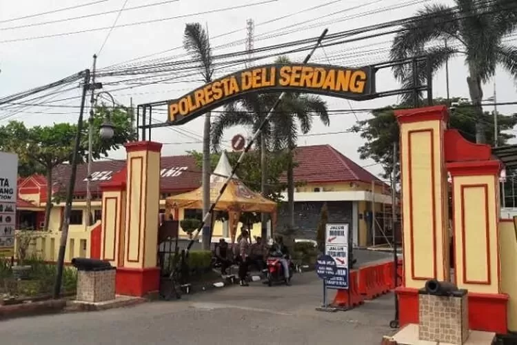 MaPolresta Deli Serdang di Jalan Sudirman Lubuk Pakam. (Realitasonline.id/zul)