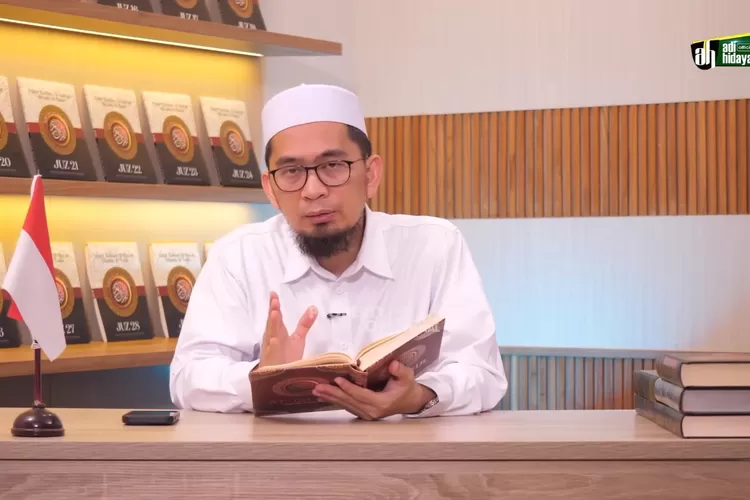 Ustaz Adi Hidayat (Tangkapan Layar YouTube Adi Hidayat Official)