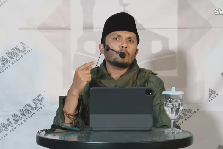 Ceramah Ustaz Hanan Attaki  (Tangkapan Layar YouTube Hanan Attaki)