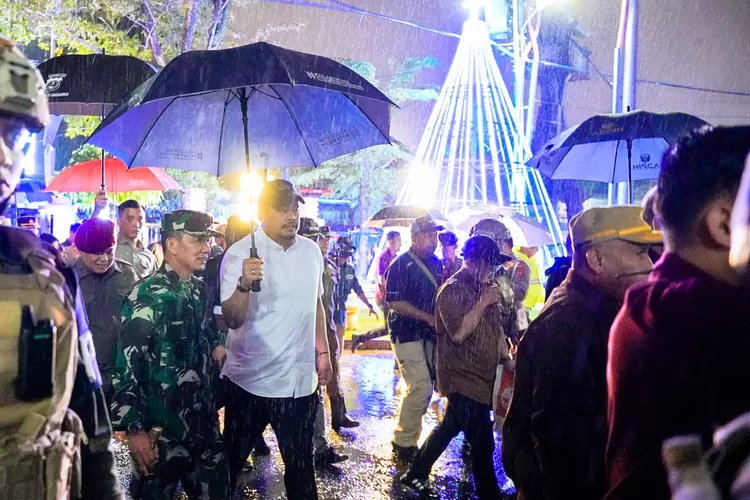 Pastikan aman dan damai, Walikota Medan Bobby Nasution bersama Pj Gubsu Hasanuddin serta unsur Forkopimda Sumut dan Kota Medan meninjau sejumlah Gereja  (Realitasonline.id/kominfo)