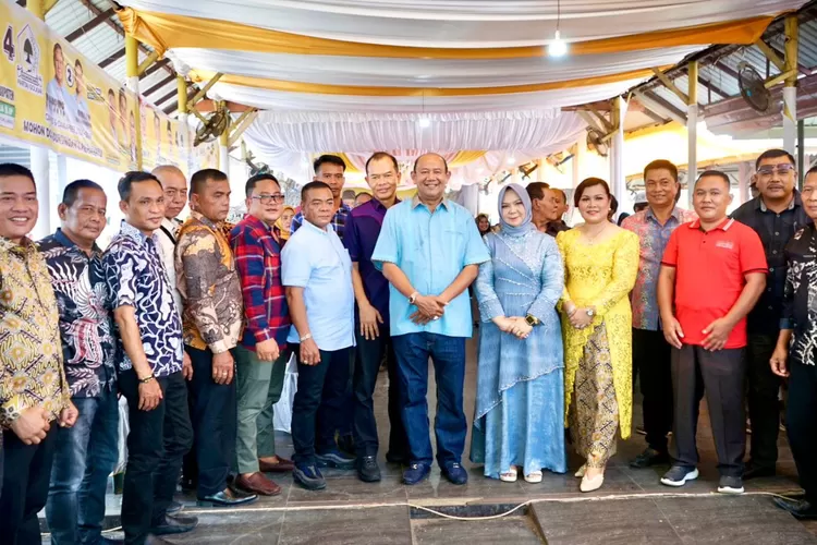 Plt Bupati Langkat Syah Afandin saat menghadiri open House tahun baru di Sirapit (Realitasonline.id/AA)