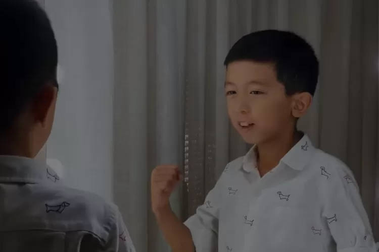 Ilustrasi suka berbicara dengan dirinya sendiri seorang pendiam dan cuek (Tangkapan Layar YouTube Smart Work)