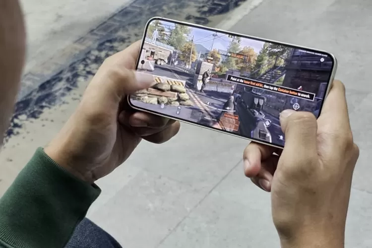 Exynos 2400 hadirkan pengalaman gaming yang lebih maksimal dengan peningkatan performa 1,7x. 