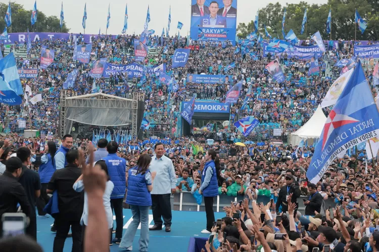 Capres nomor urut 2 Prabowo Subianto kampanye bareng AHY dan Partai Demokrat