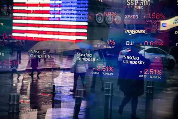 Wall Street Bertengger di Zona Merah:  Indeks S&amp;P 500 Melemah 79,32 Poin ke Level 4.845,65