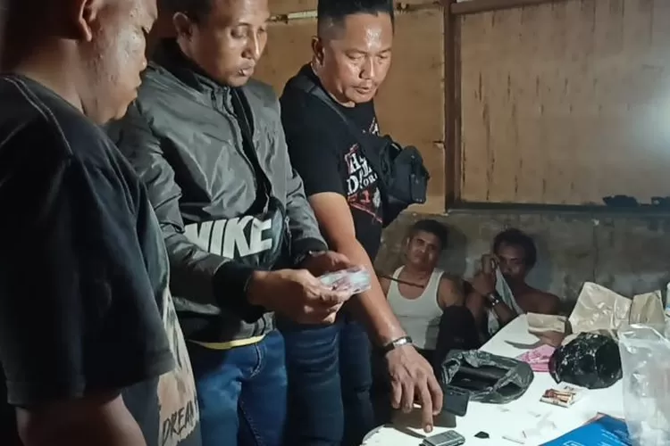 2 Pria Terduga Bandar Sabu Ditangkap