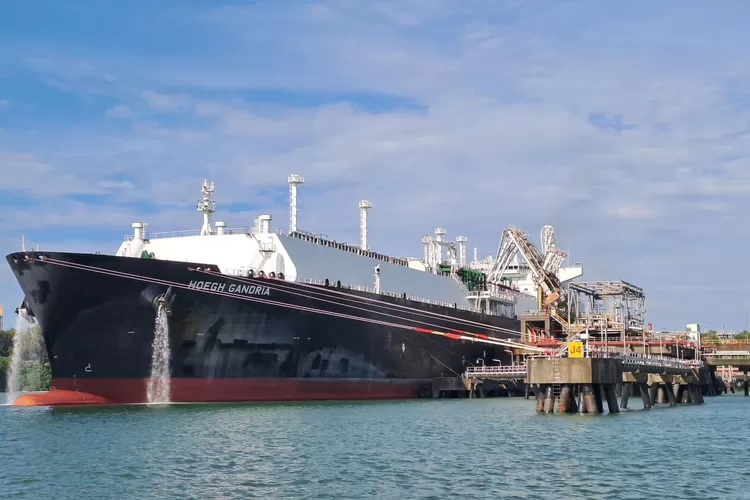 Diketahui total pengiriman LNG sebesar 7 kargo atau setara 64 BBTUD. Cita-cita Going Global Business mendorong PGN untuk mewujudkan bisnis ini.