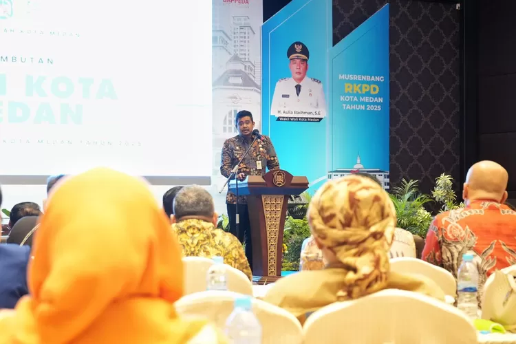 Wali Kota Medan Bobby Nasution membuka Musyawarah Perencanaan Pembangunan (Musrenbang)